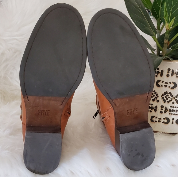 Frye Kristen Harness Short Boot 8.5 - Picture 7 of 9